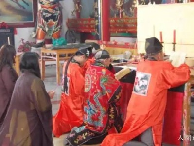 千里拘魂术,勾魂符咒,五鬼吊魂咒,千里拘魂术,拘活人魂魄的法术,阴山锁魂符,收魂符招魂灵符,拘魂符,勾魂法术,勾魂令,吊魂术及相关法术原理